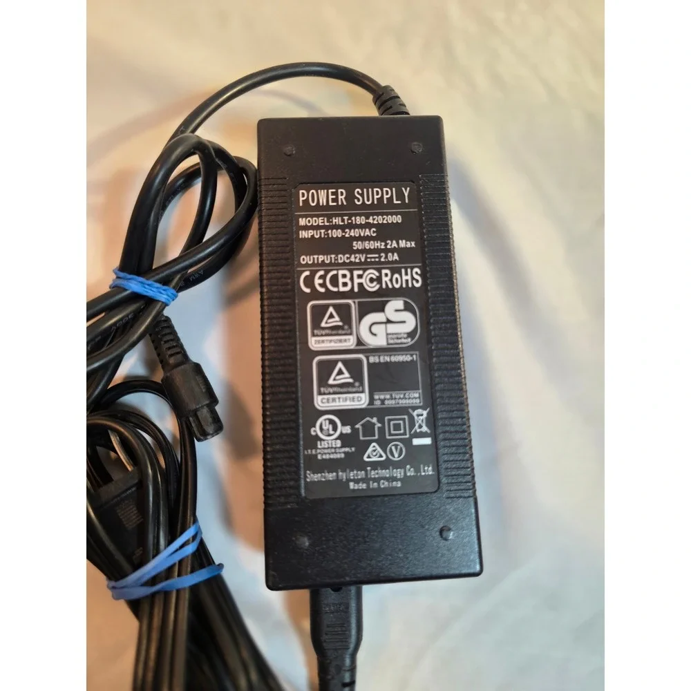 Shenzhen Hyleton HLT-180-4202000 Power Supply Adapter 42V 2A 3-Pin Connector